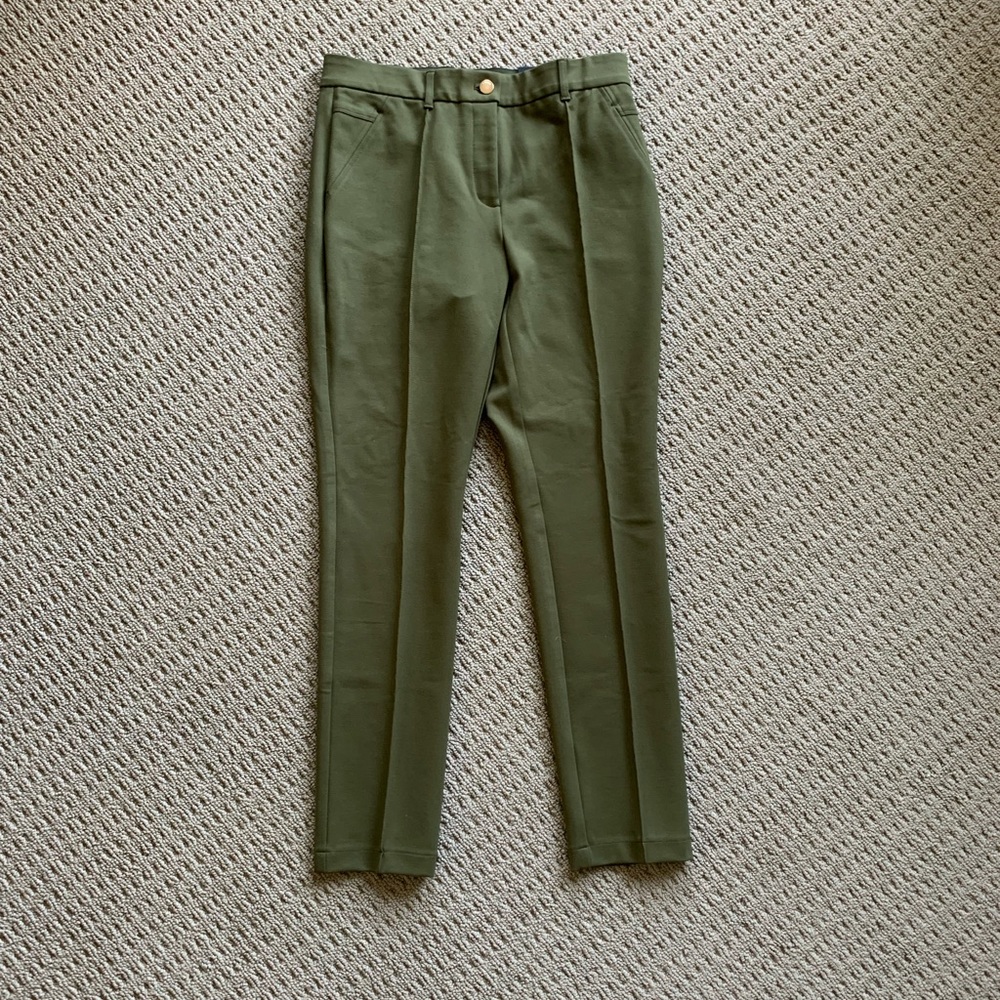 BNWT Chico’s  “the so slimming slim leg- Elyse”